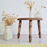 Wooden tripod plant holder