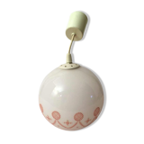 Suspension with white ball globe and pink patterns
