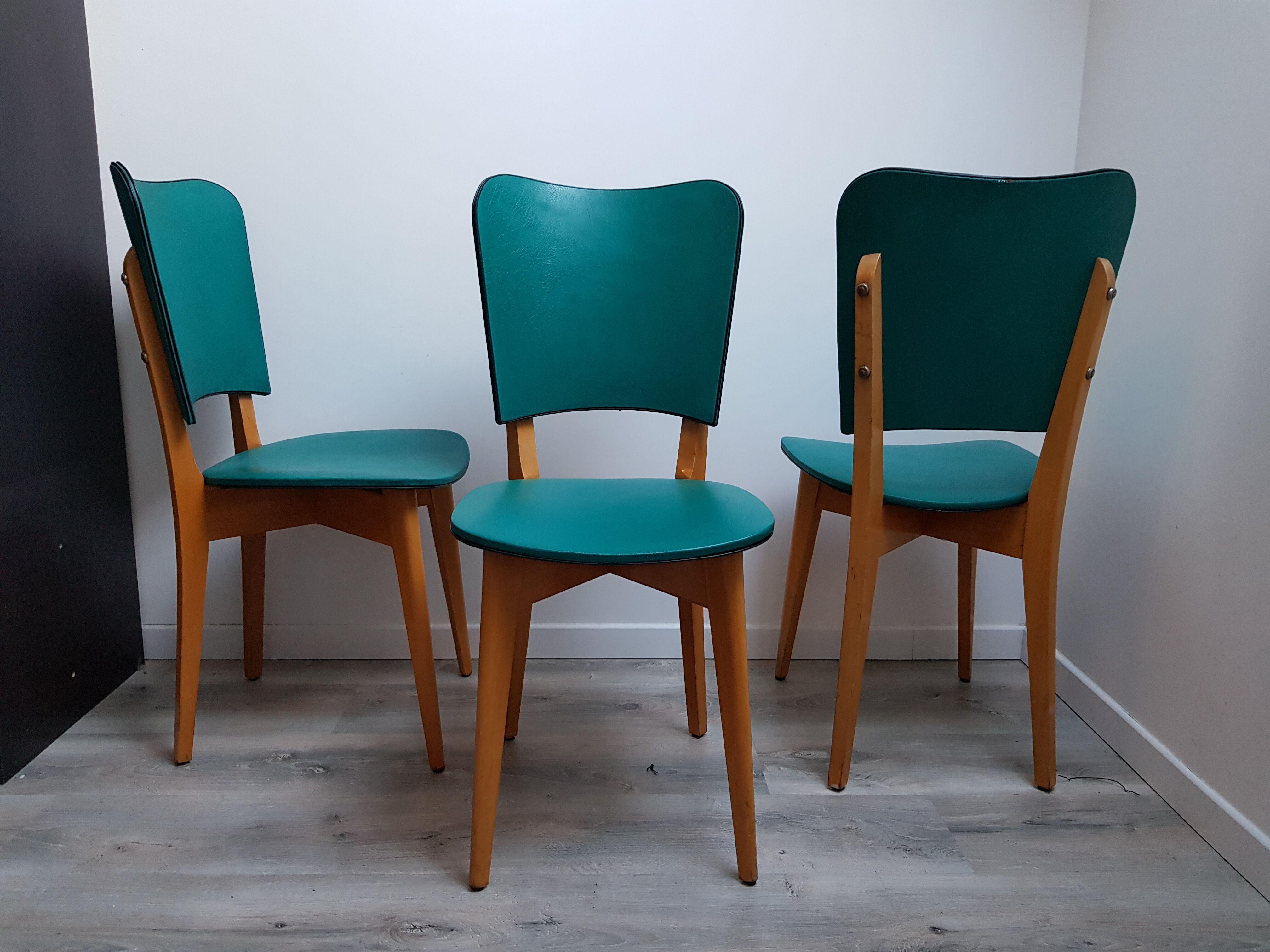 3 vintage skai chairs