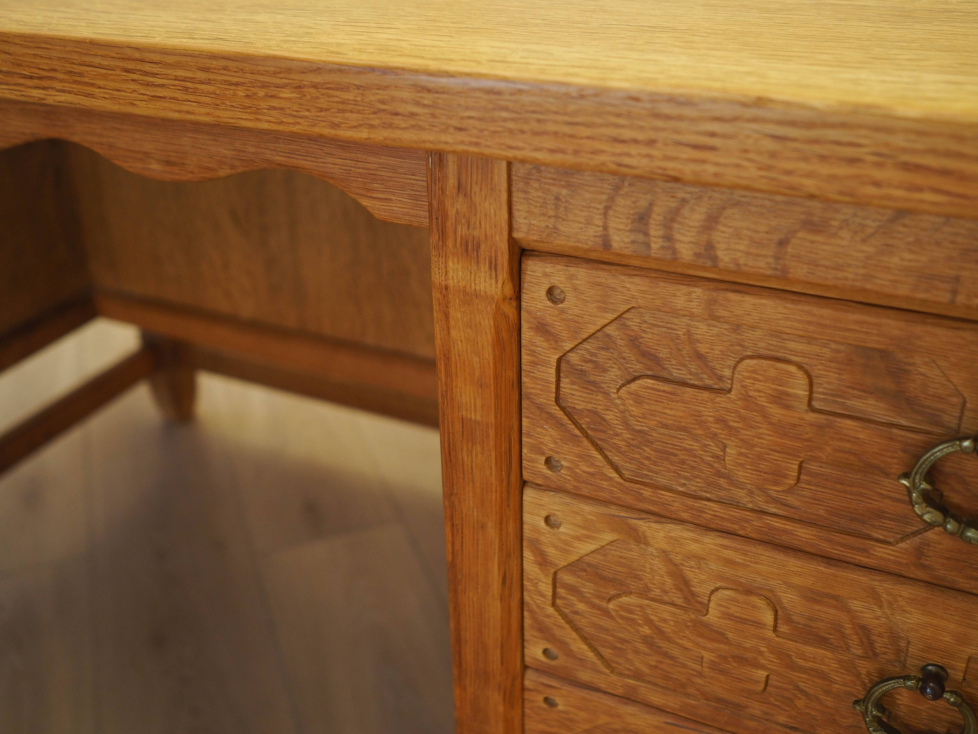 Oak desk, Danish design, 1960s, designer: Henning Kjærnulf
