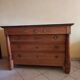Commode style Empire en noyer blond