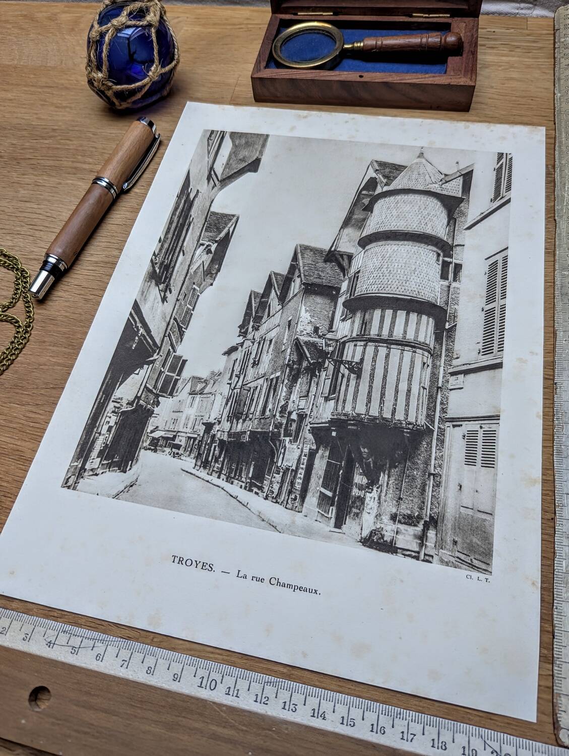 Printed in 1926, Troyes Heliogravure.