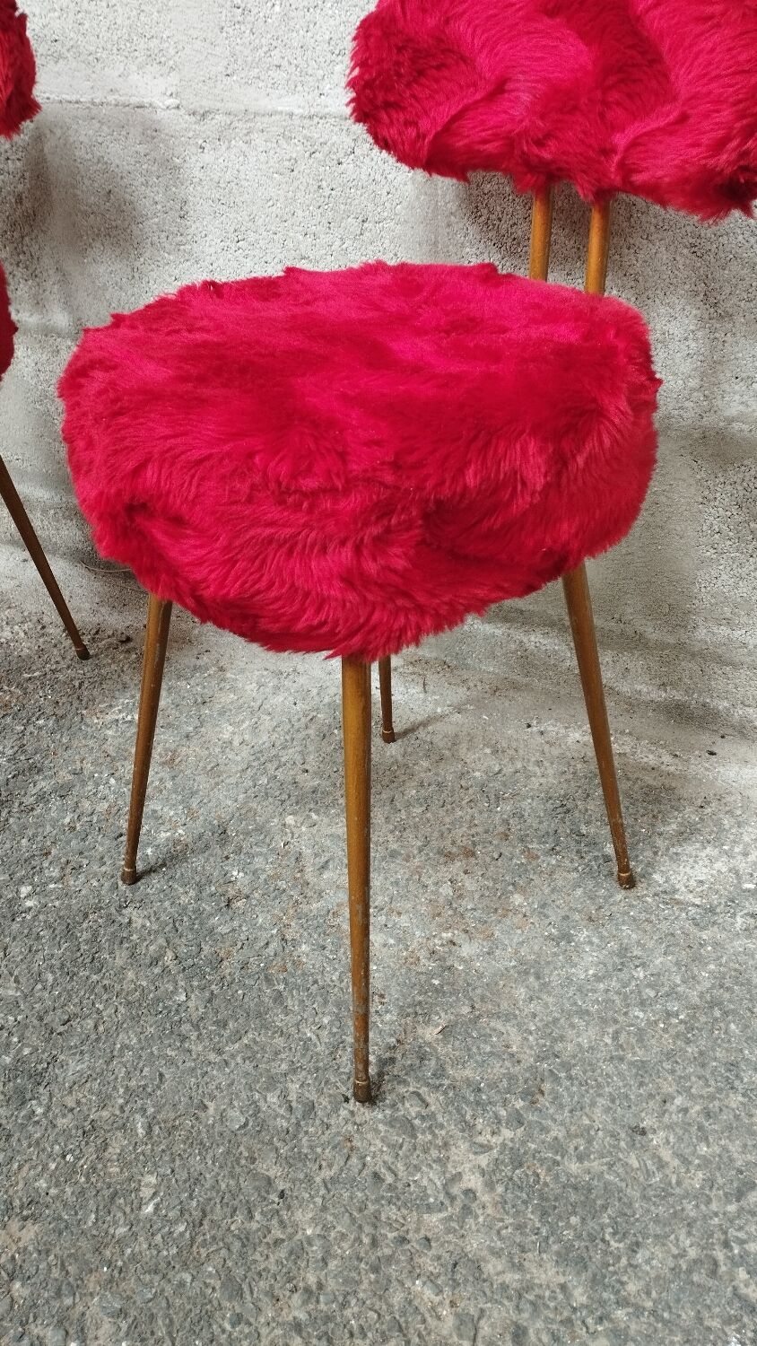 Moumoute Pelfran chairs