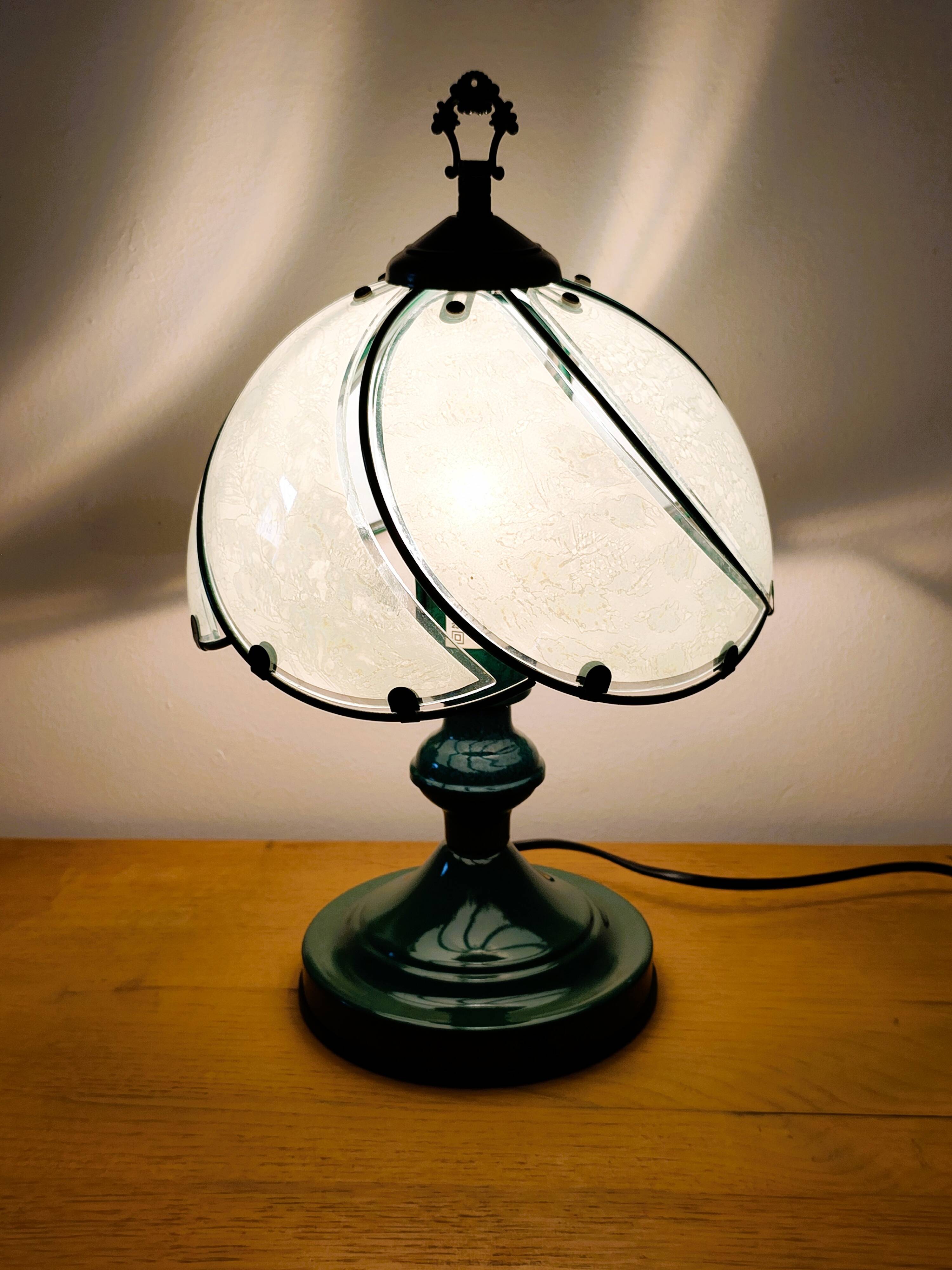 Tiffany style lamp from Boudet.