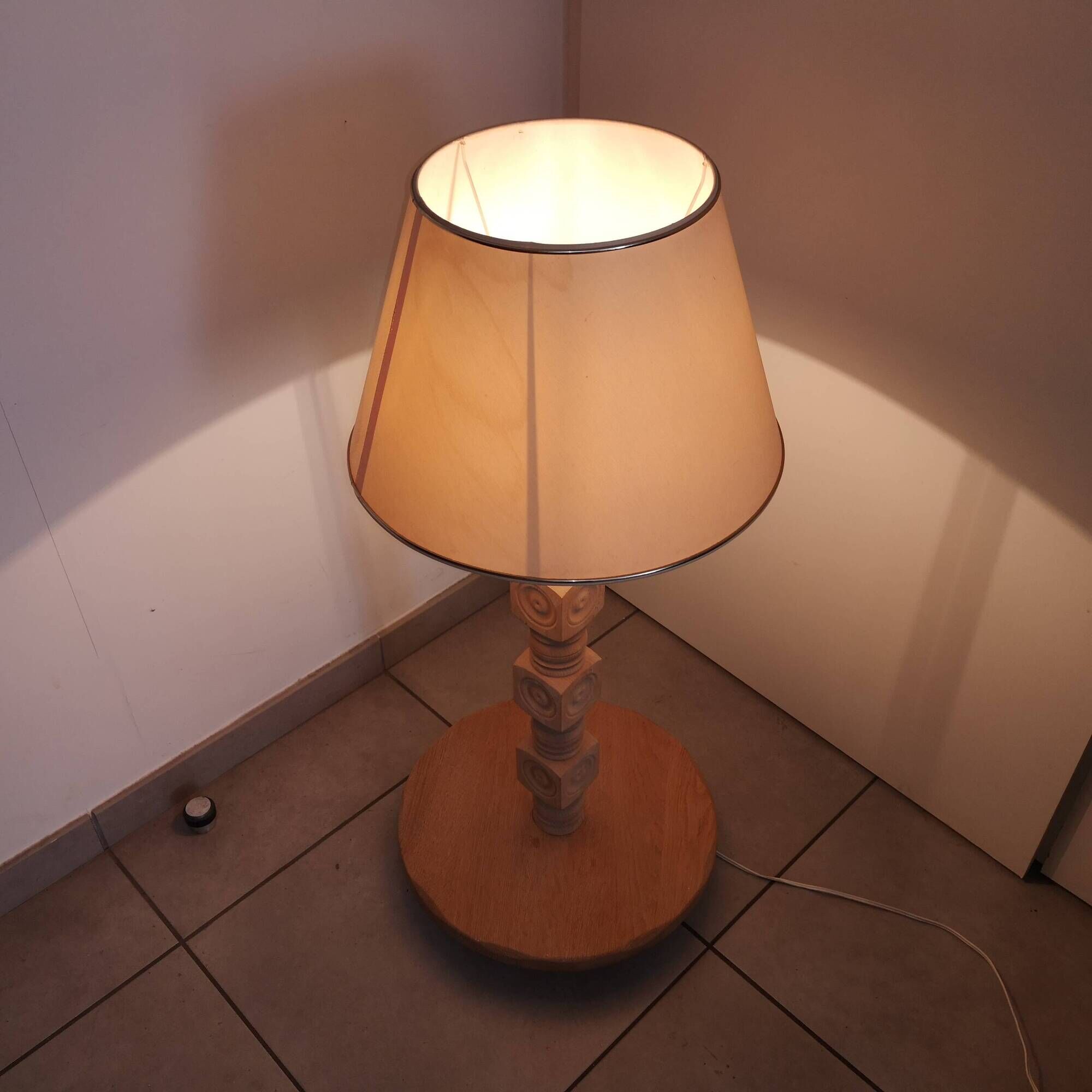 Brutalist living room lamp in raw oak by Charles Dudouyt 1940-1950