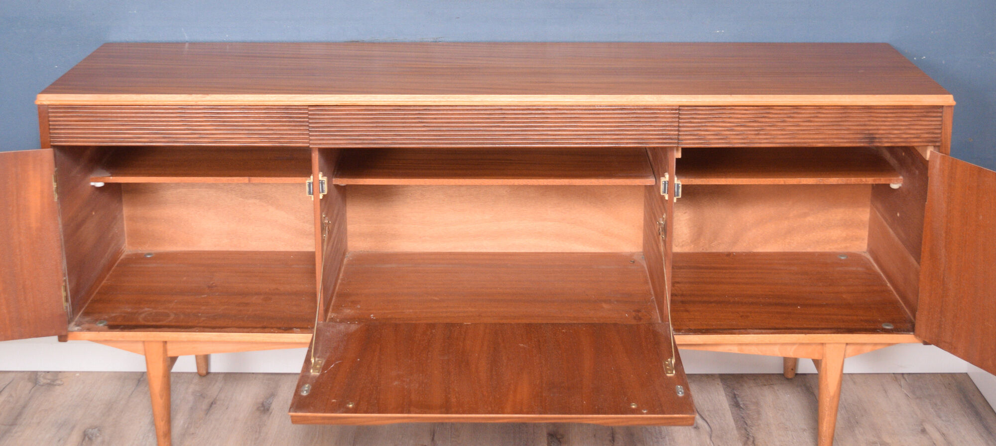 Rosewood Elliots of Newbury EON sideboard