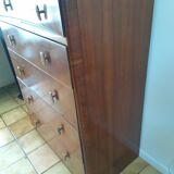 English-style dresser