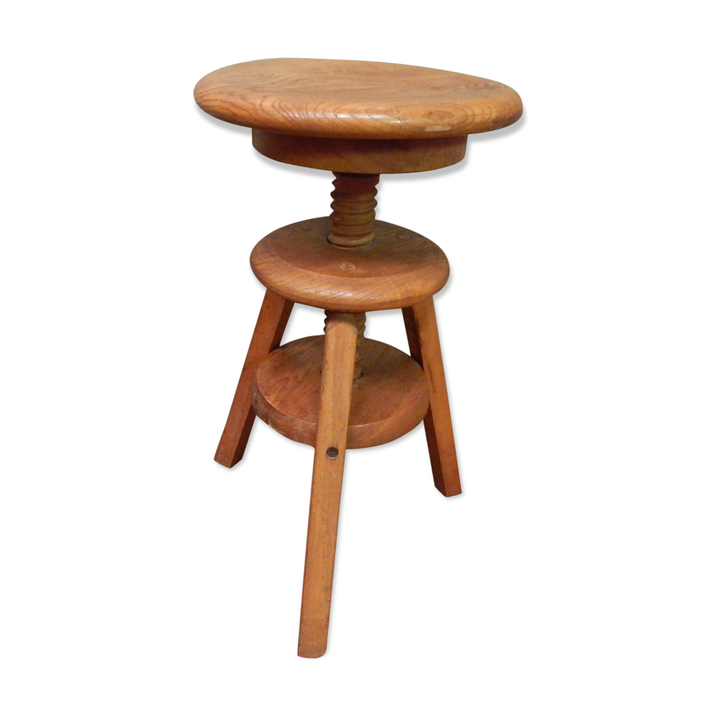 Stool has tripod screw 50 years