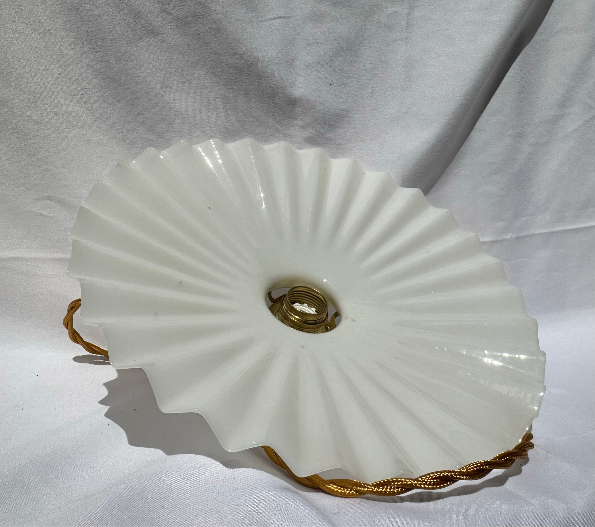 Vintage suspension opaline pleated lampshade with golden threads and claw socket.