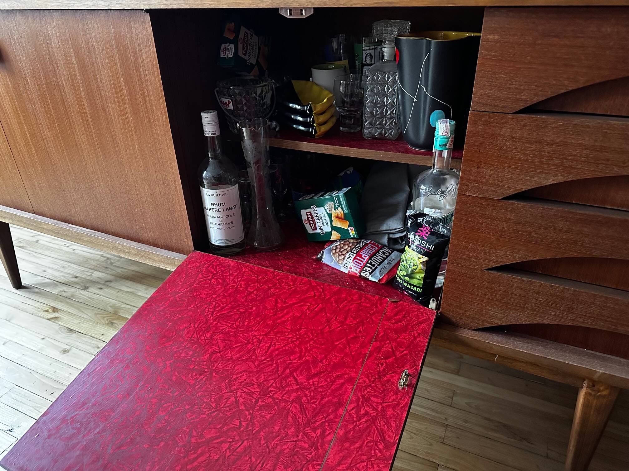 Scandinavian enfilade teck