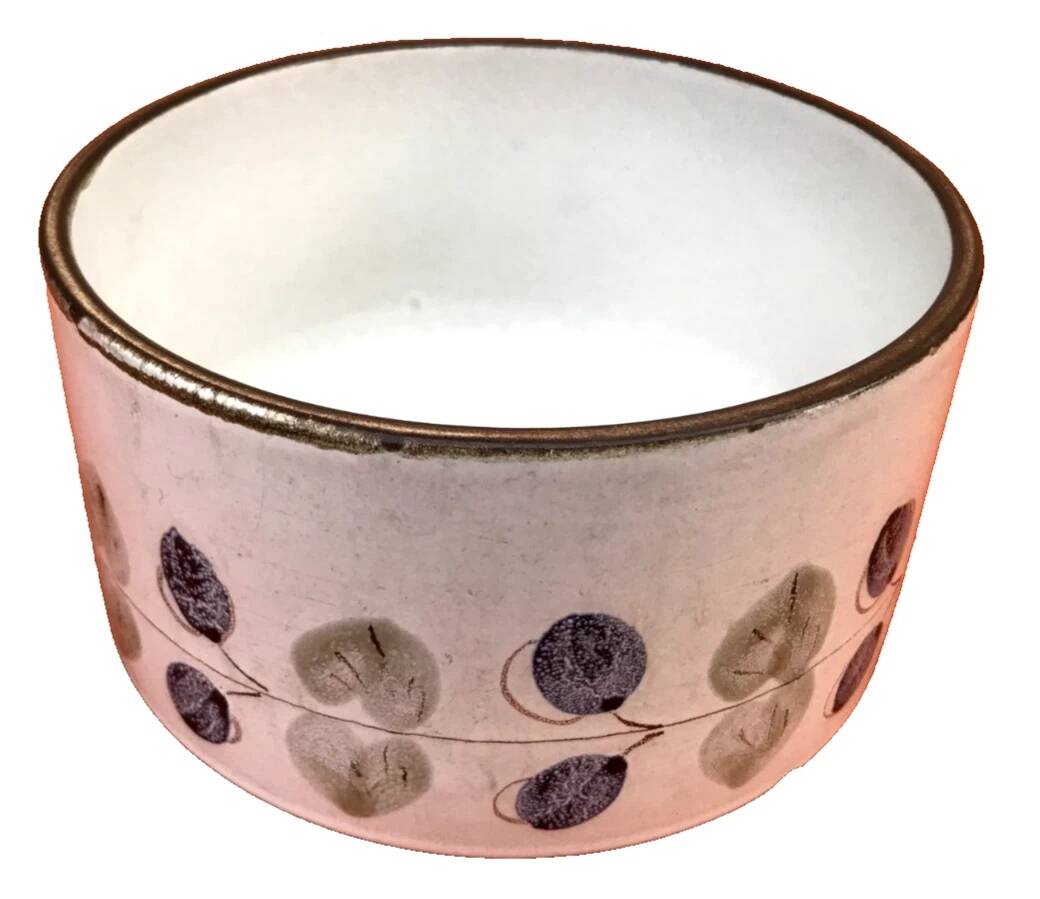 1970s Niderviller earthenware salad bowl "Plums" collection