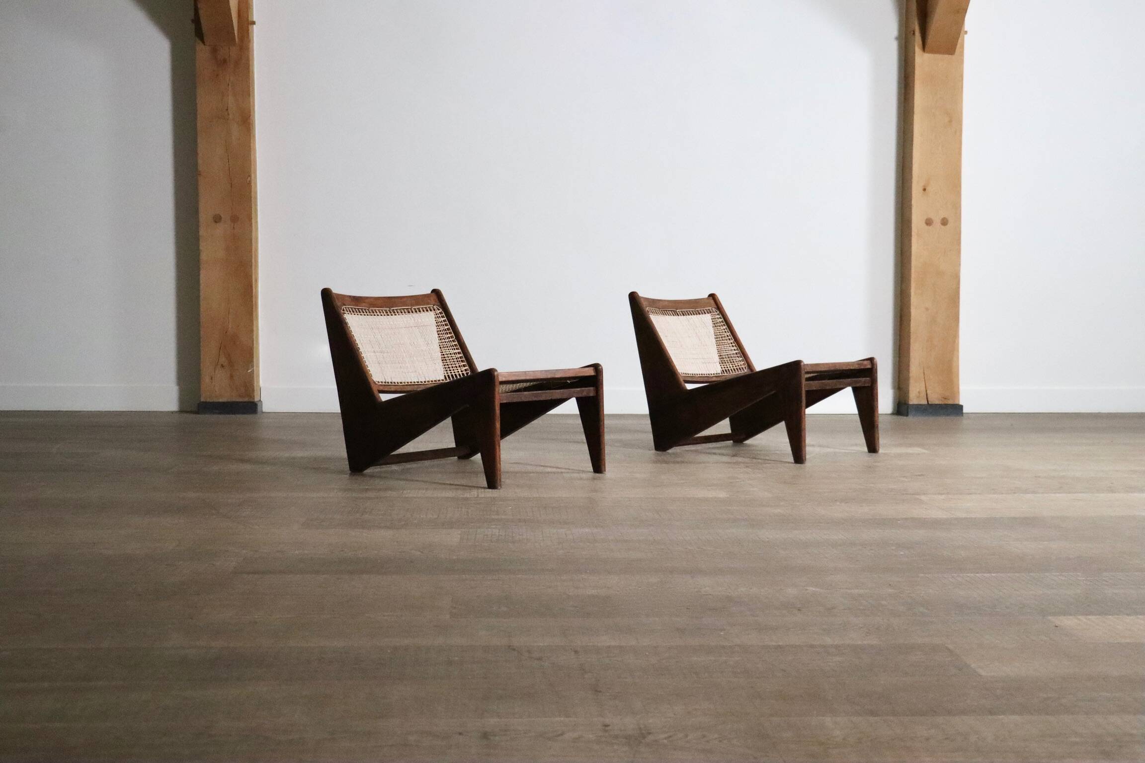 Chaises Kangourou Pierre Jeanneret PJ-SI-59, Inde, 1955