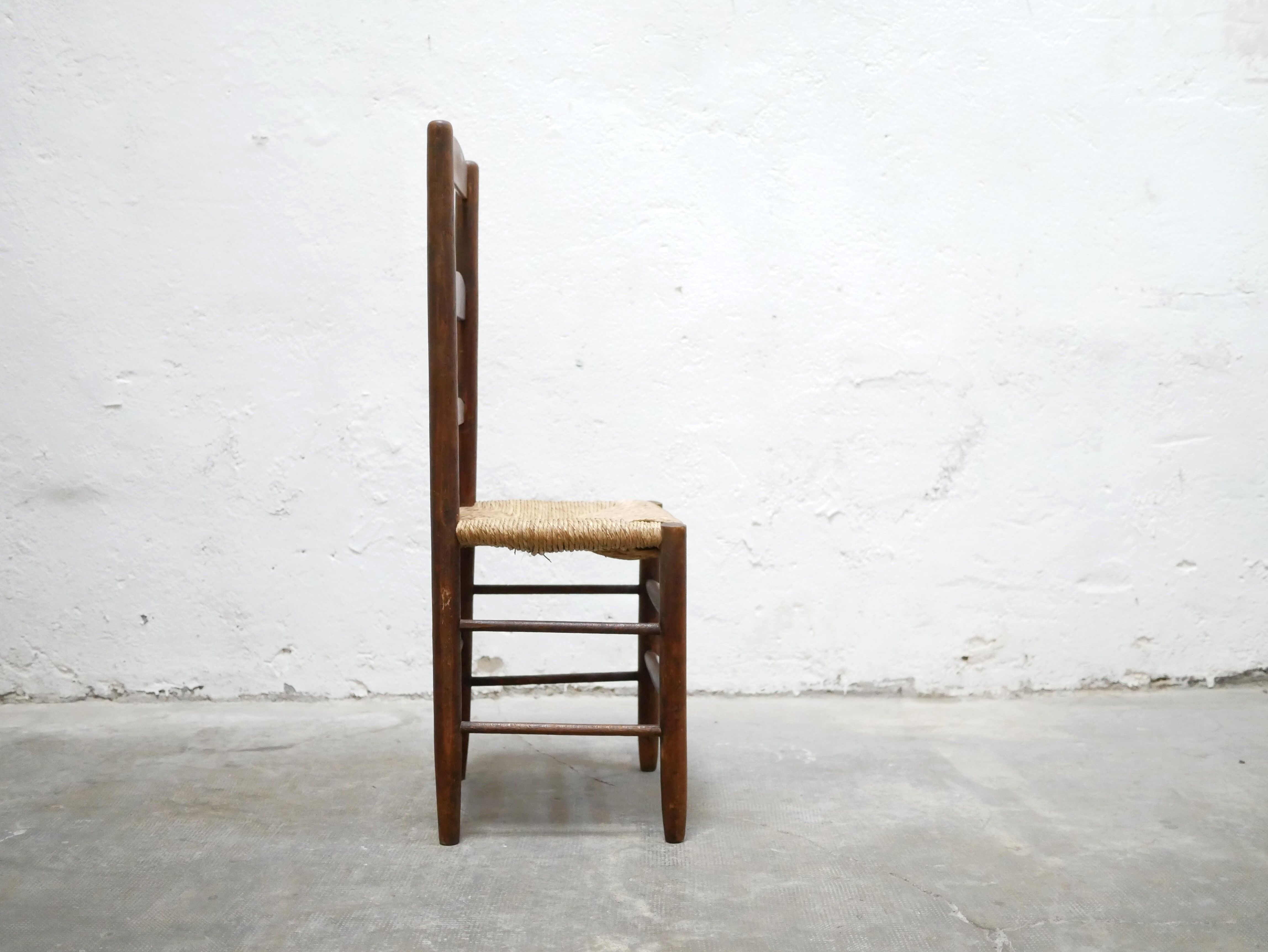 Chaise campagne paillée ancienne en bois