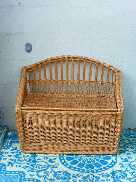 Bench chest storage childrens vintage Wicker