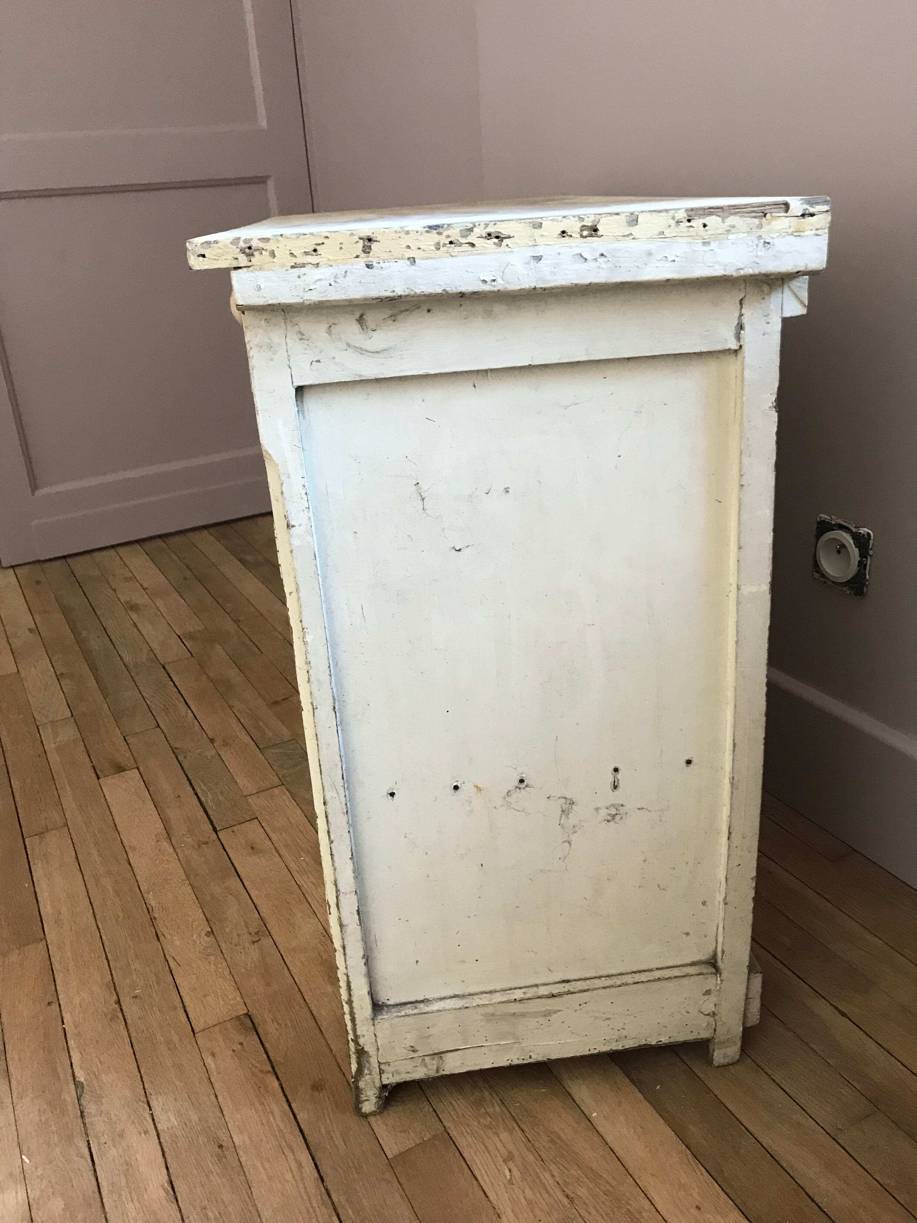 Former Parisian buffet