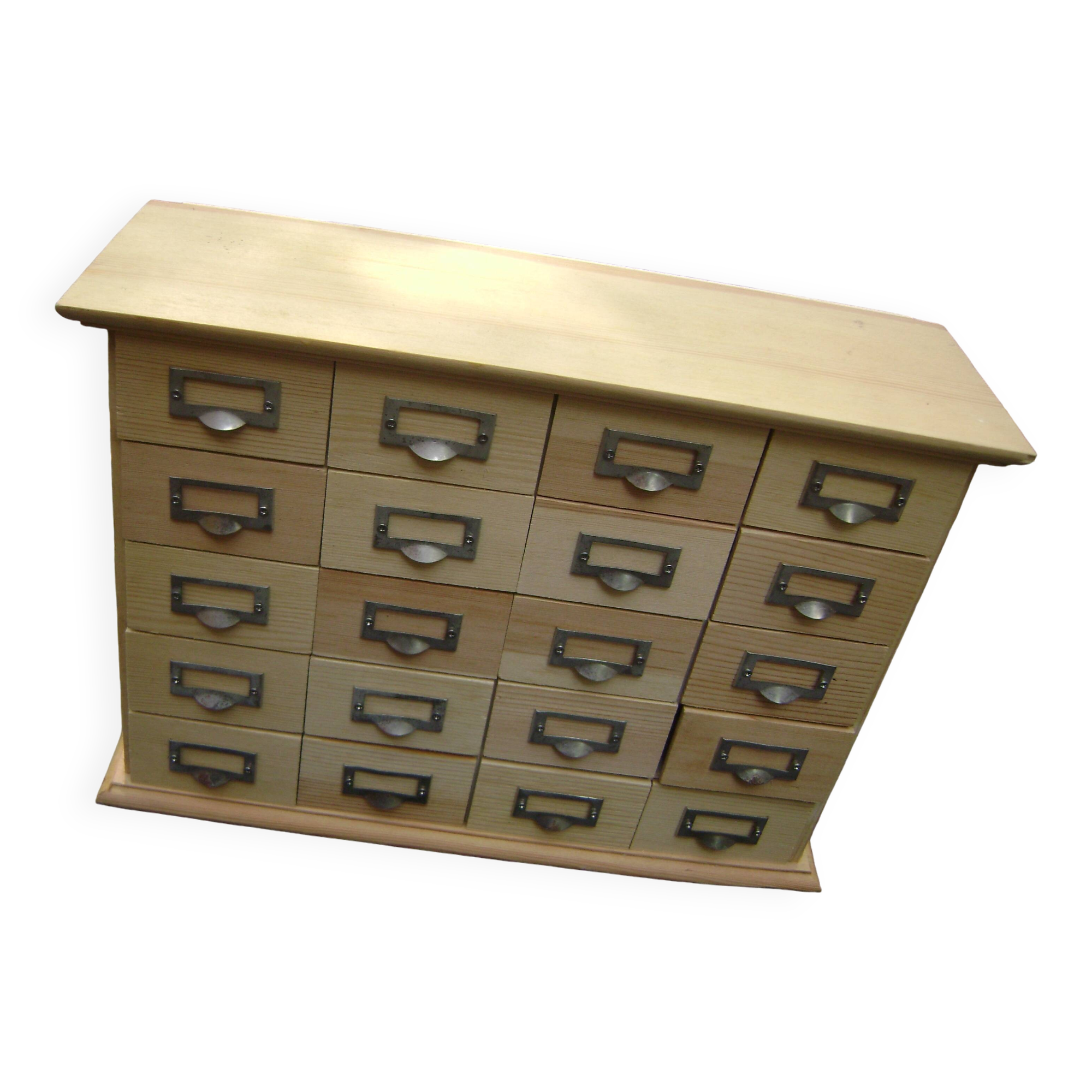 small wooden drawer unit