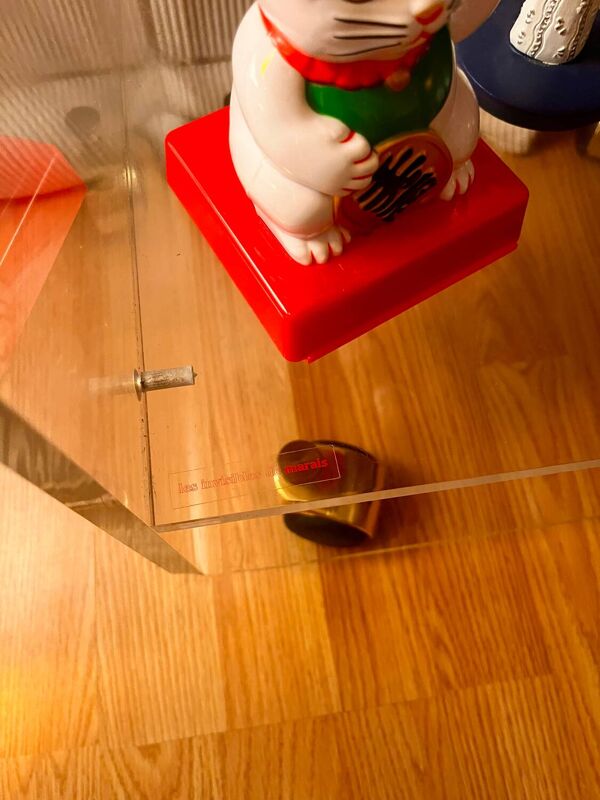 Meuble hifi plexiglass