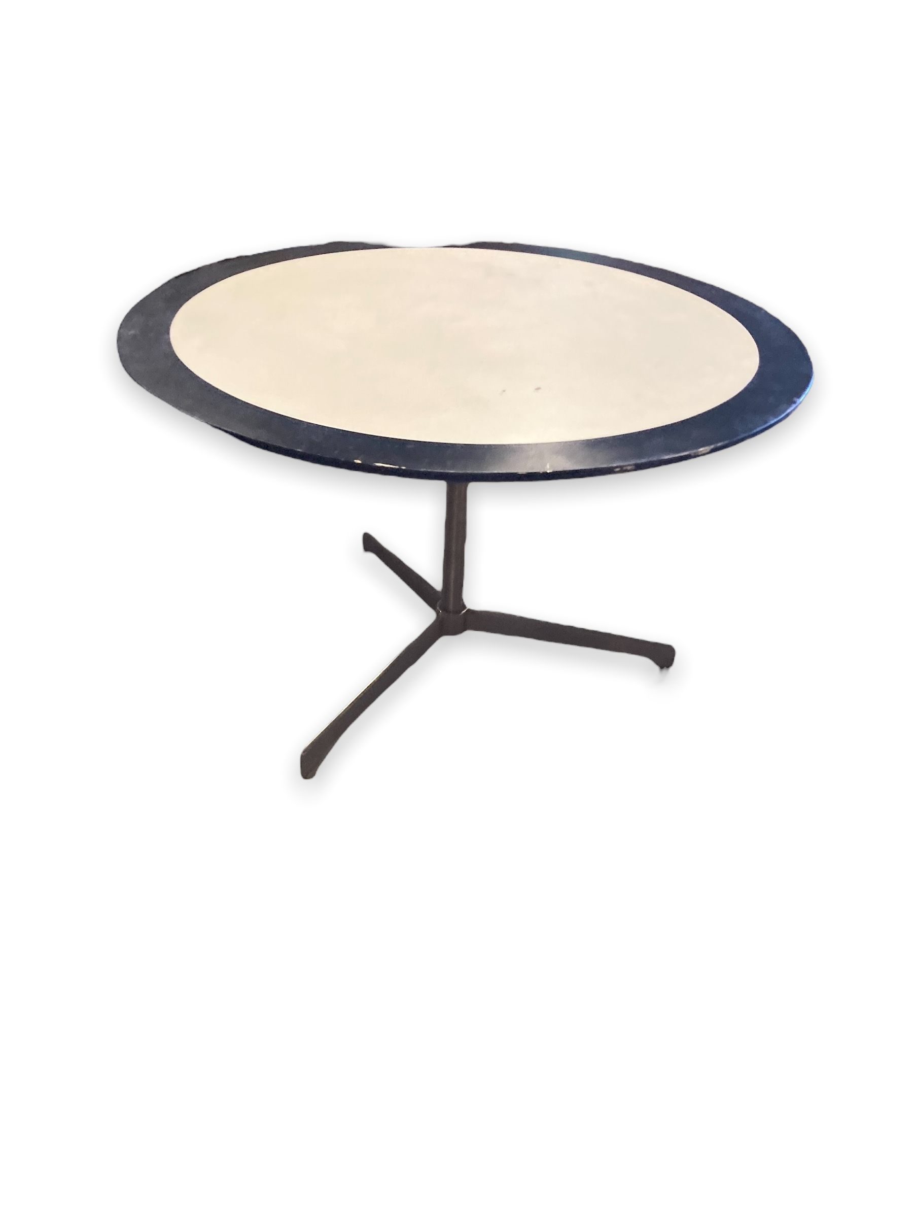 Important Design Living Room Roundtable