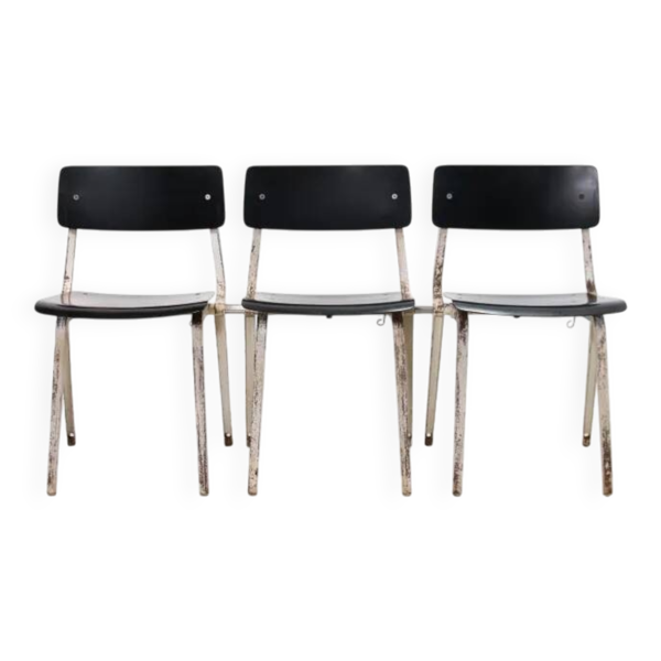 Ensemble de six rares chaises de théâtre Revolt empilables et pliables Friso Kramer