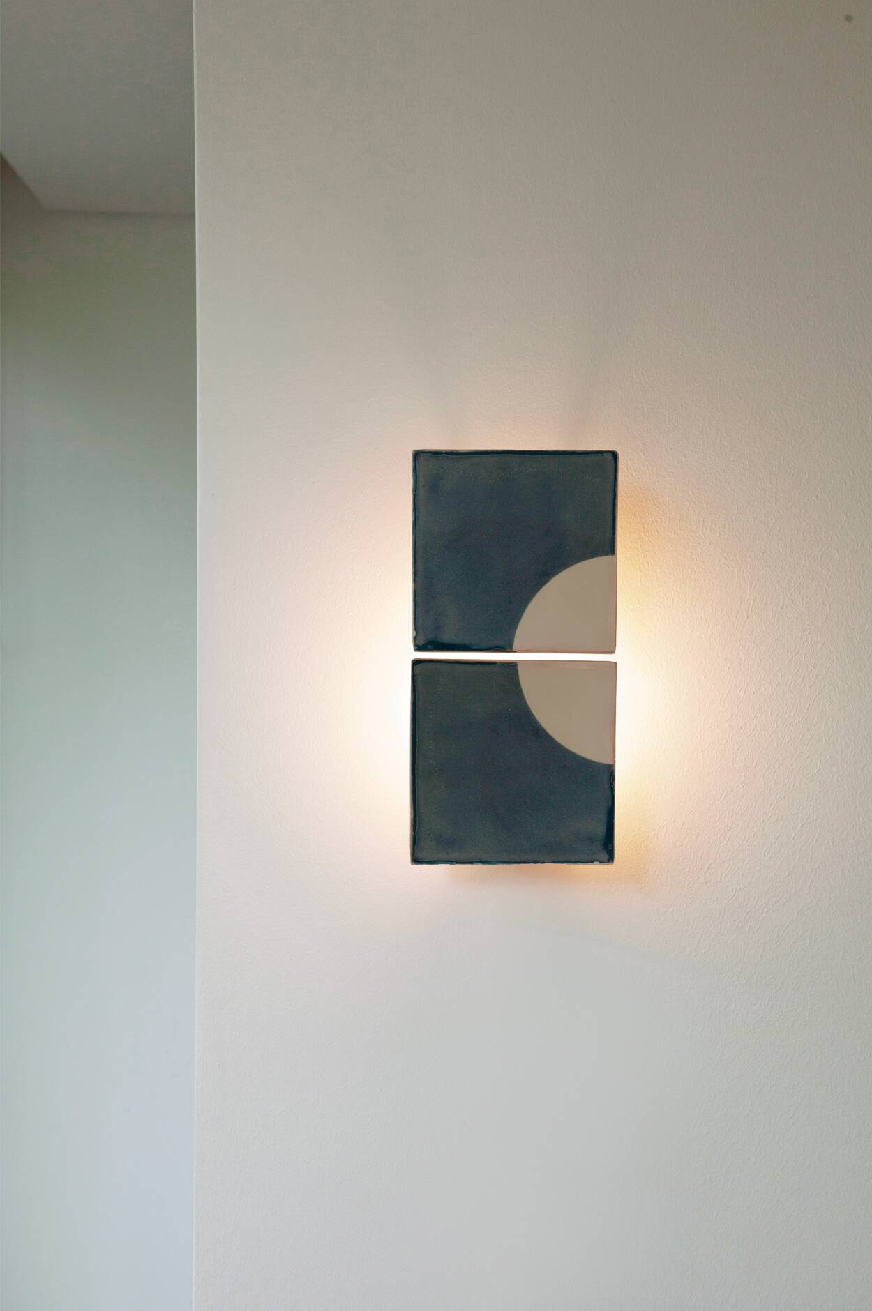 Tiles Moon B wall light