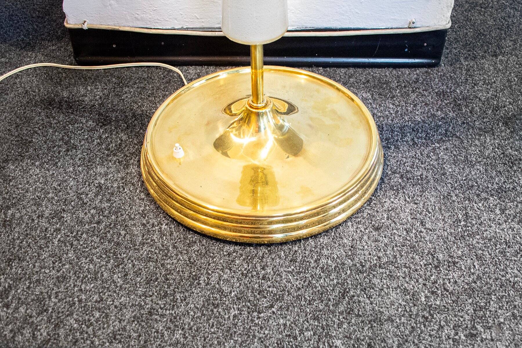 Brass and glass floor lamp by Tomaso Buzzi, Italy, 1950s.