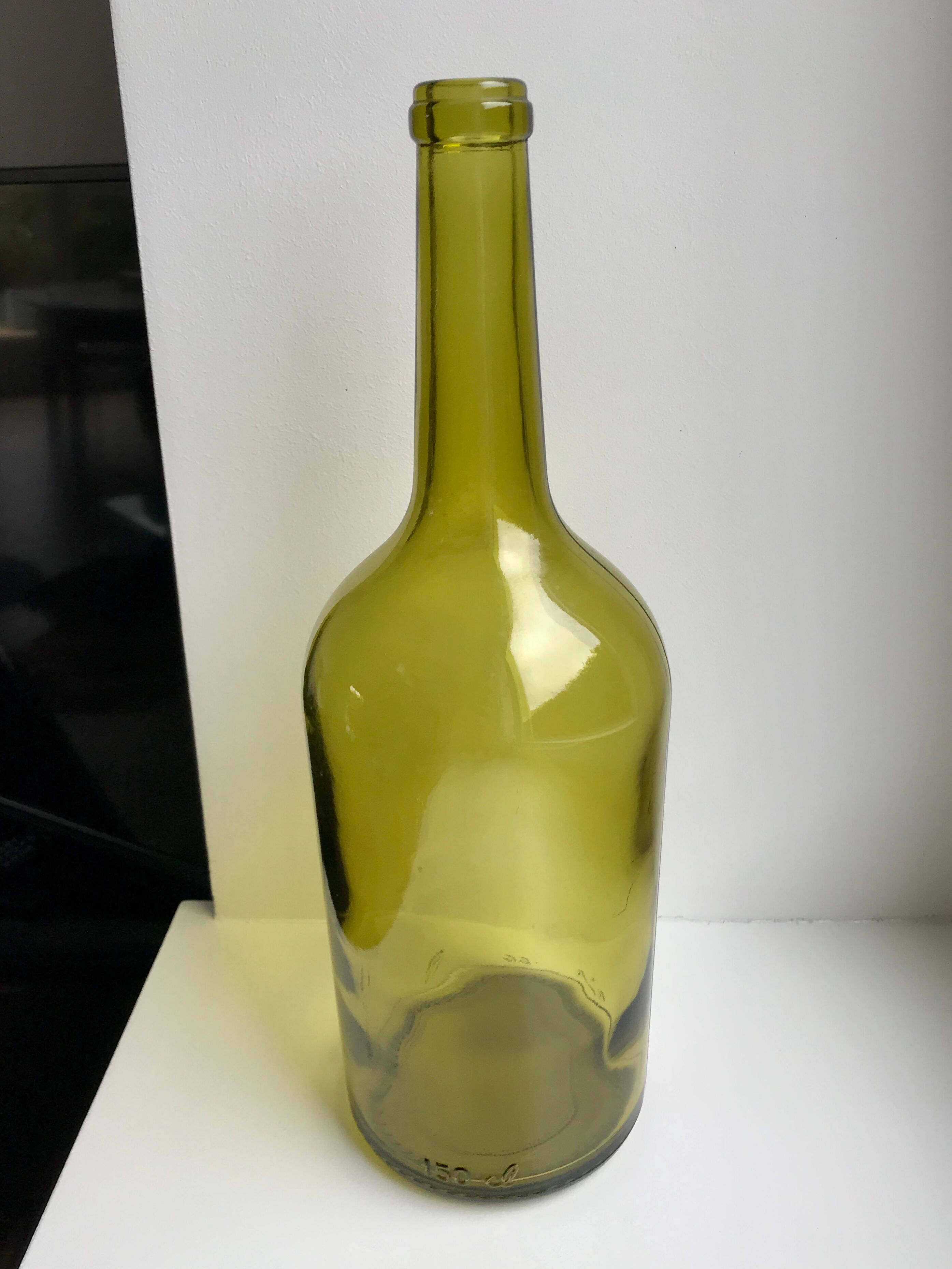 Old bottle in green glass 30s