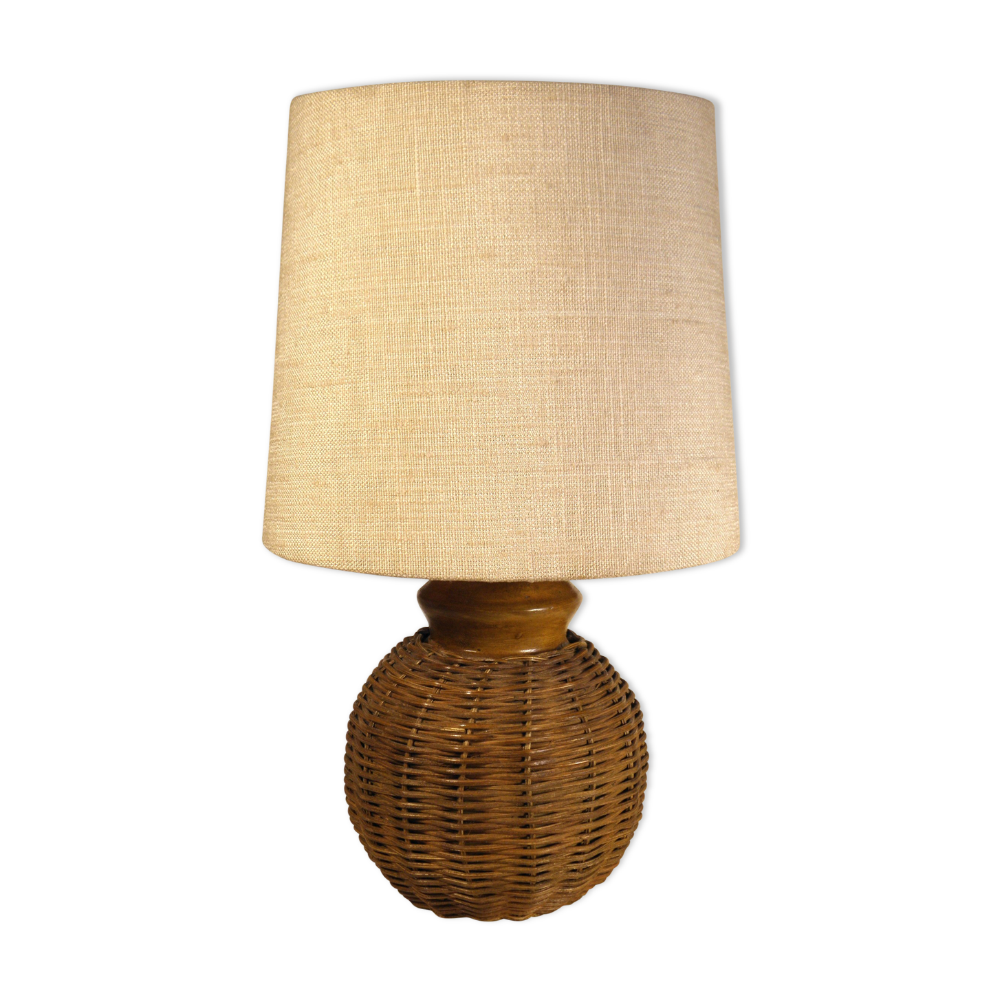Rattan table lamp and fabric