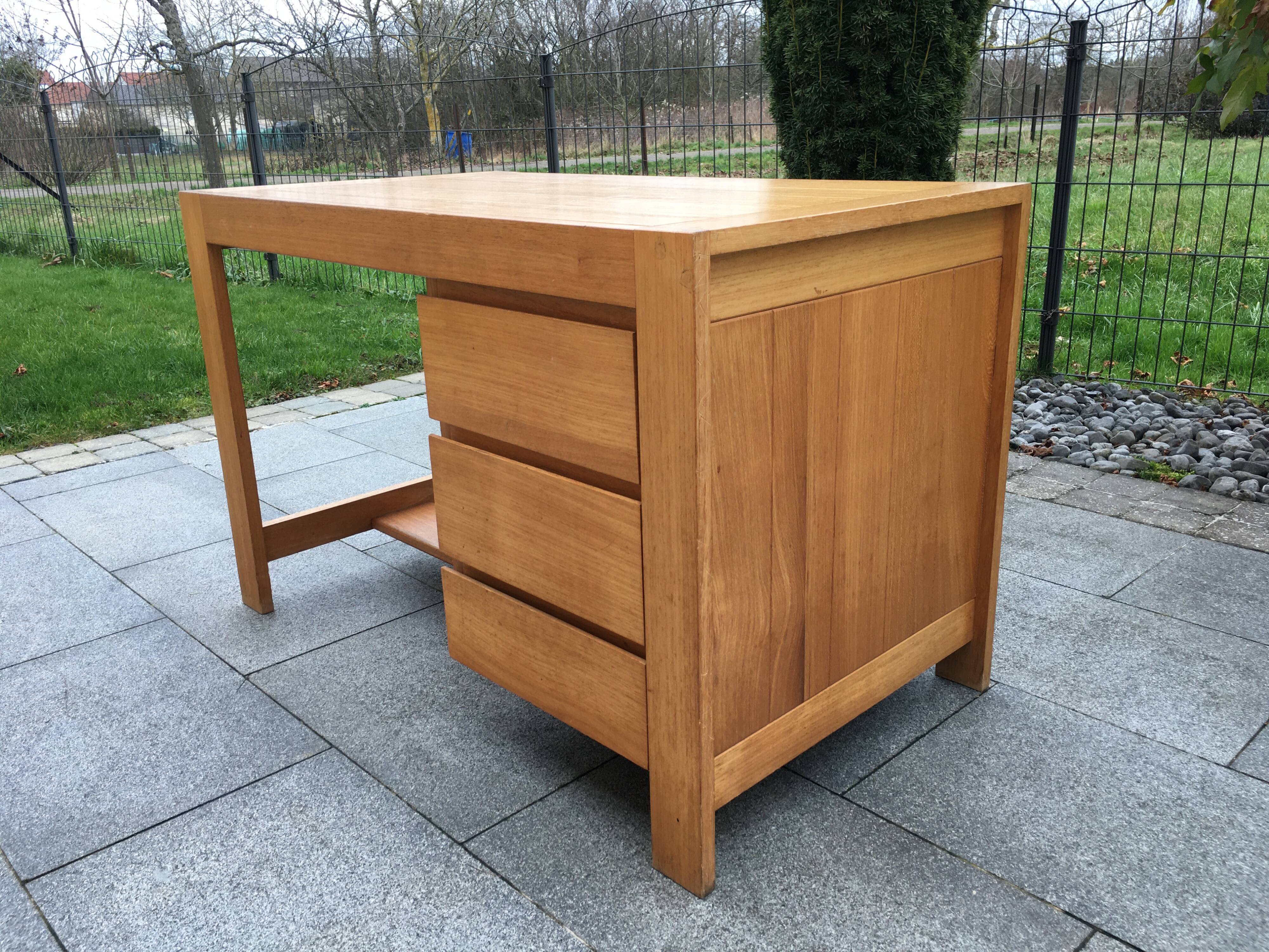 Solid oak desk 70s