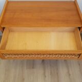 Chest of drawers compass feet