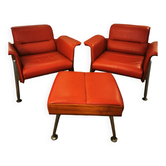 Paire de fauteuils cuir et 1 ottoman model AVERA par  F. Frenkler et J. Kolberg pour Wilkhahn