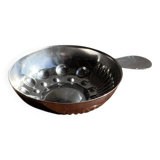 Simple metal wine taster