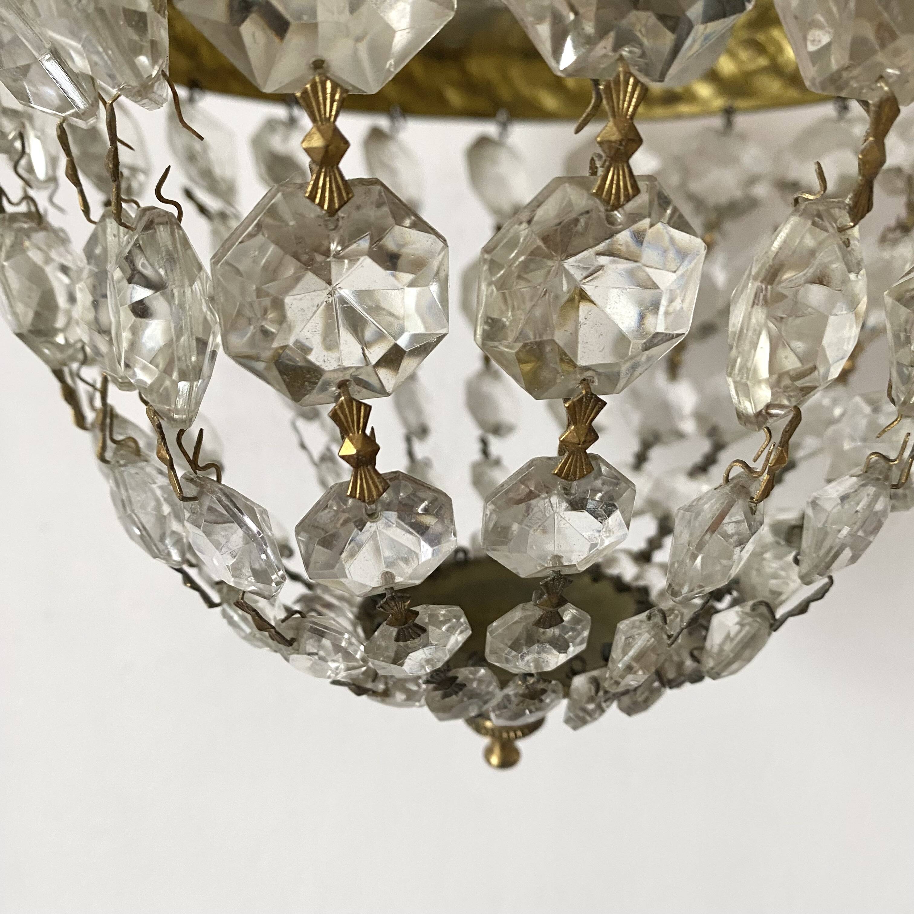 Basket ceiling light with tassels and brass
