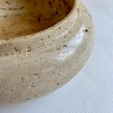 Ashtray in travertine