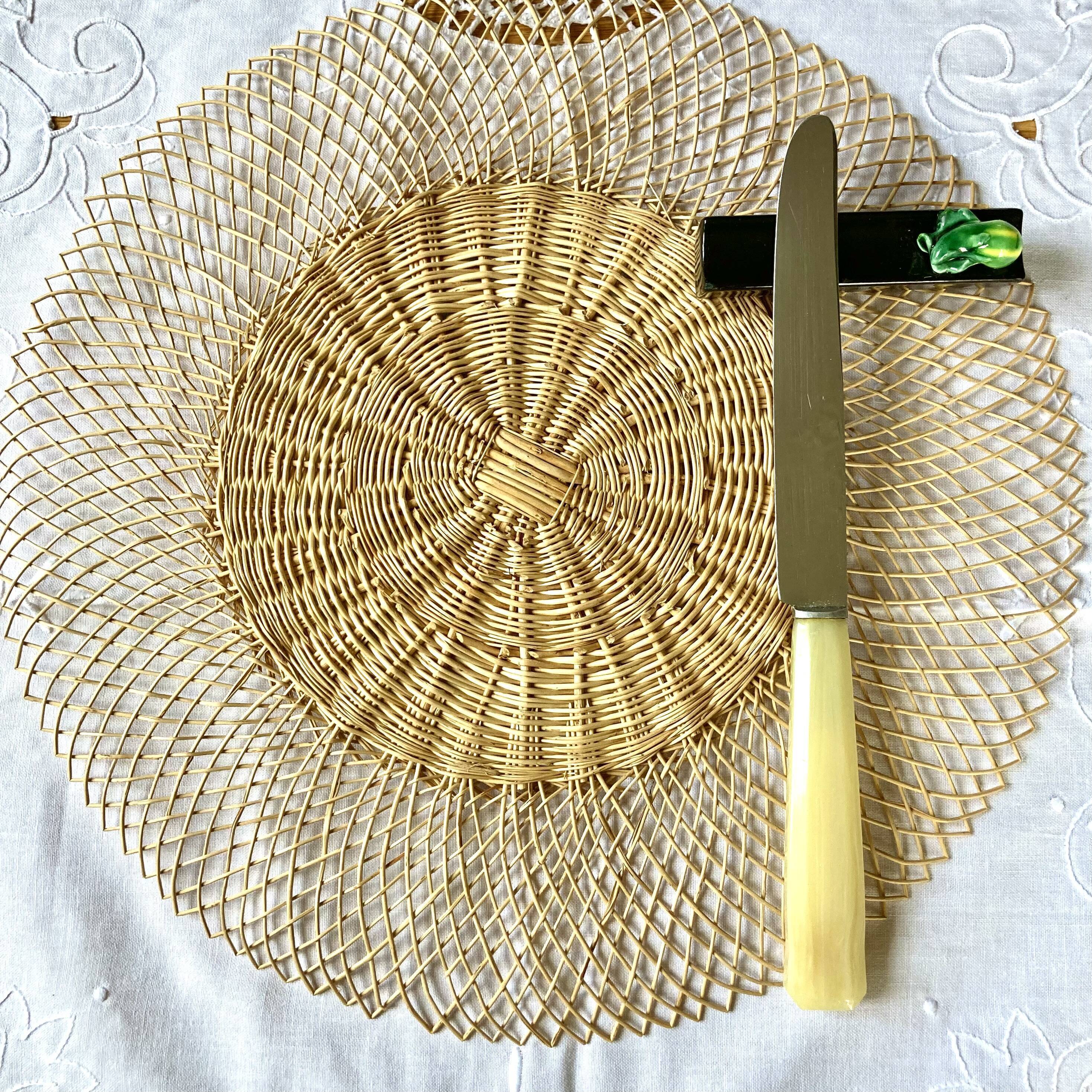 Box of 12 ceramic knife holders slip 50s