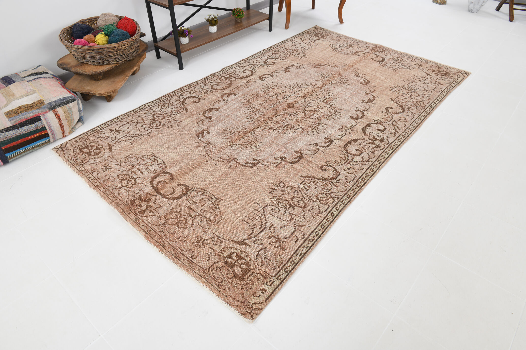 5x9 hand knotted brown vintage tapis rug, 276x160cm
