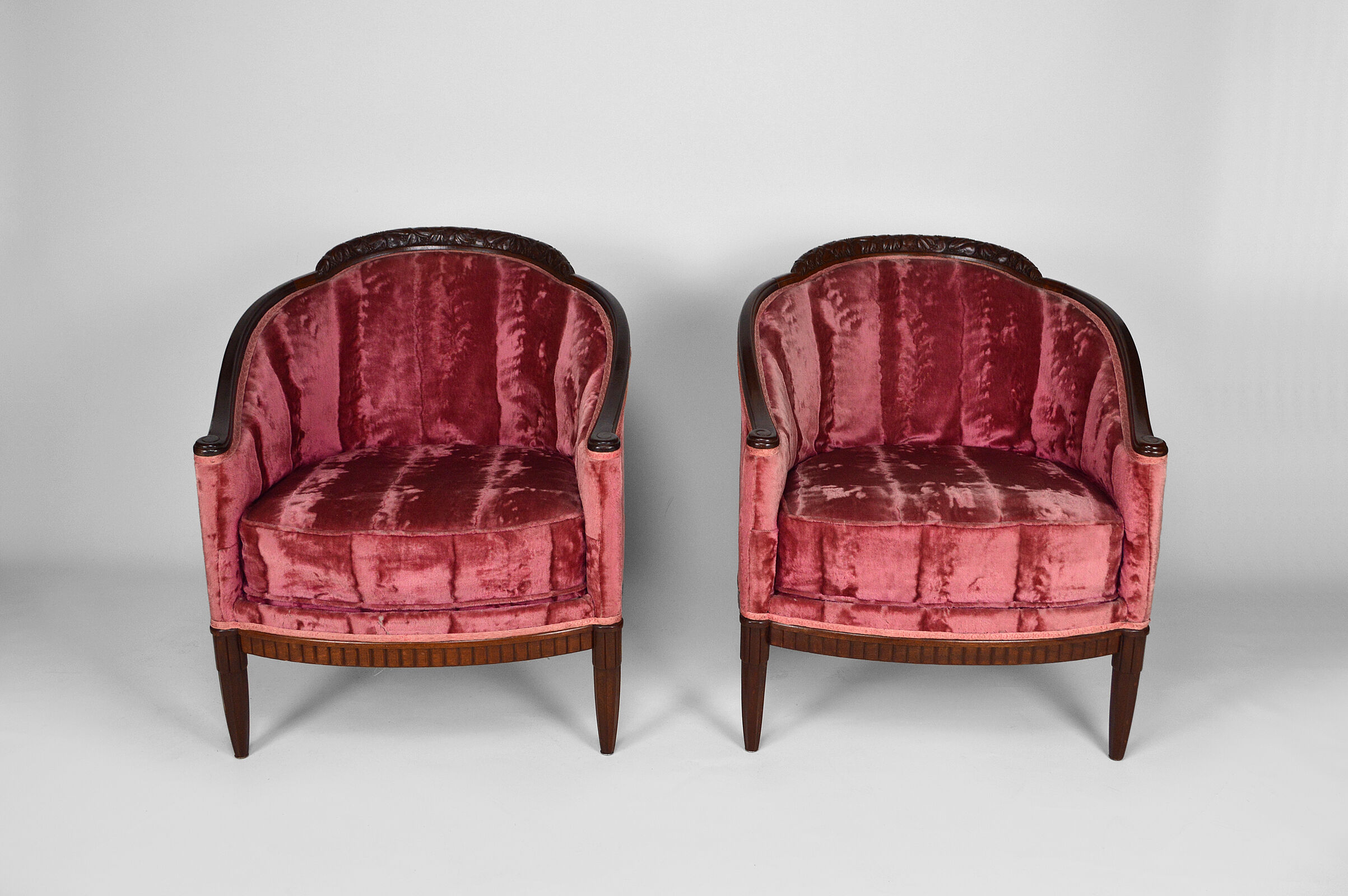 Art Deco Salon by Paul Follot in pink velvet, circa 1920