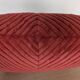 Coussin velours côtelé chevron