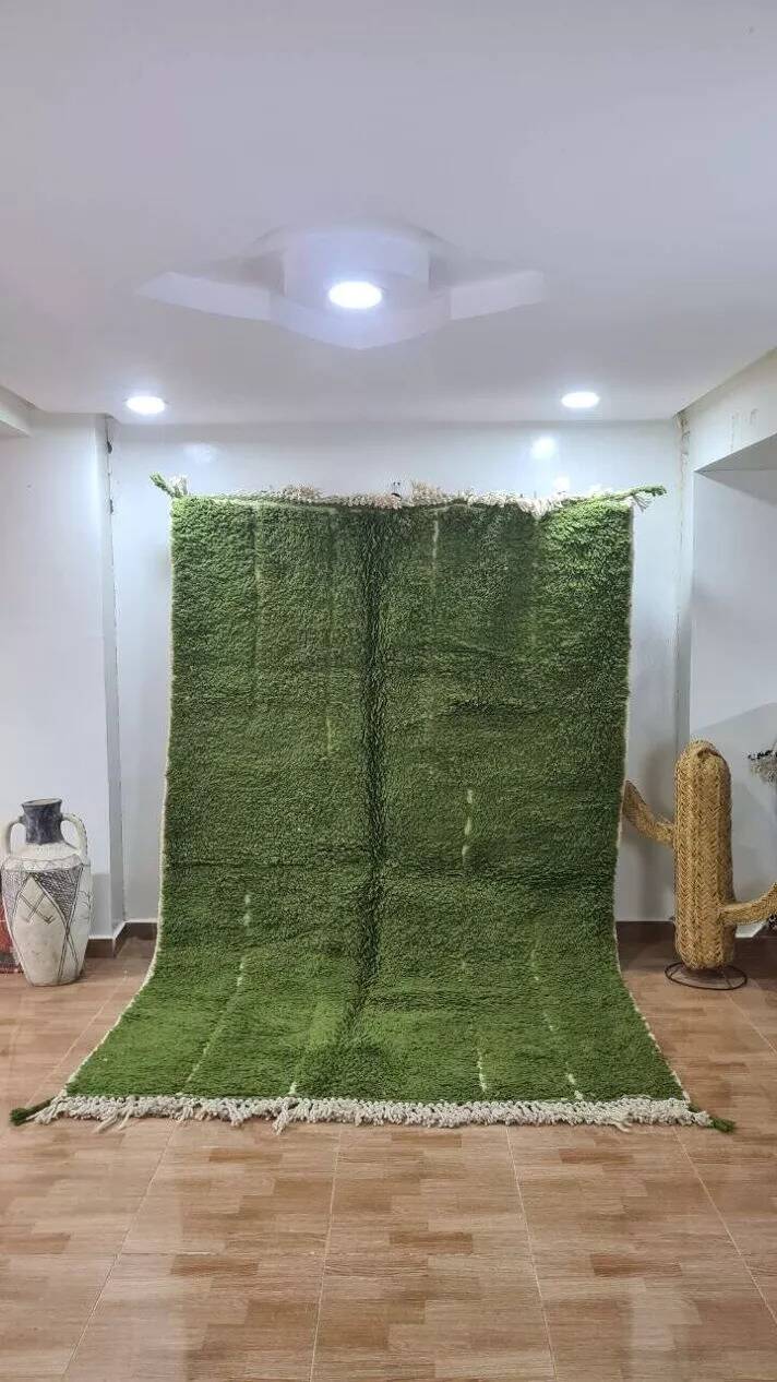 Beniouaren Forest Green Rug – 400x300 cm