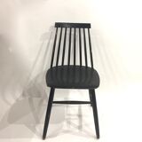 Series of 4 black Scandinavian chairs