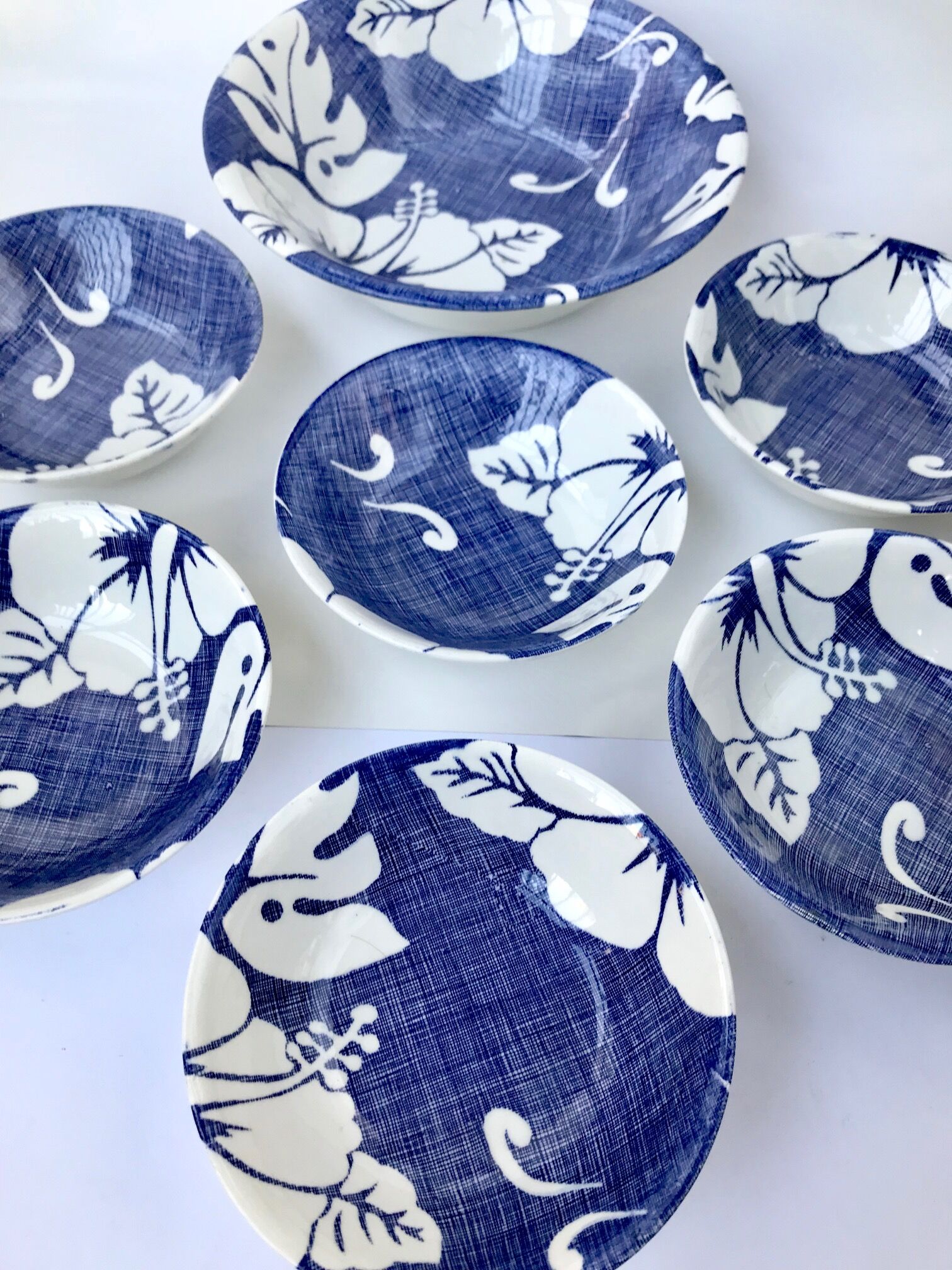 Lot de 6 petites assiettes creuses Tiki