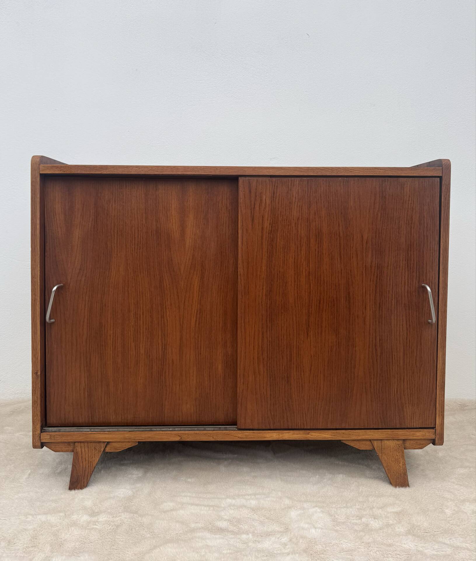 Buffet with sliding doors from the 1960s.