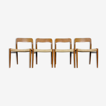 4 chaises en teak de Niels O. Möller pour J.L. Moller’s 60