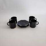 Set of 4 coffee cups and their black saucers Octime Arcoroc