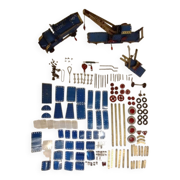 Lot de meccano avec livre (plusieurs modèle).
