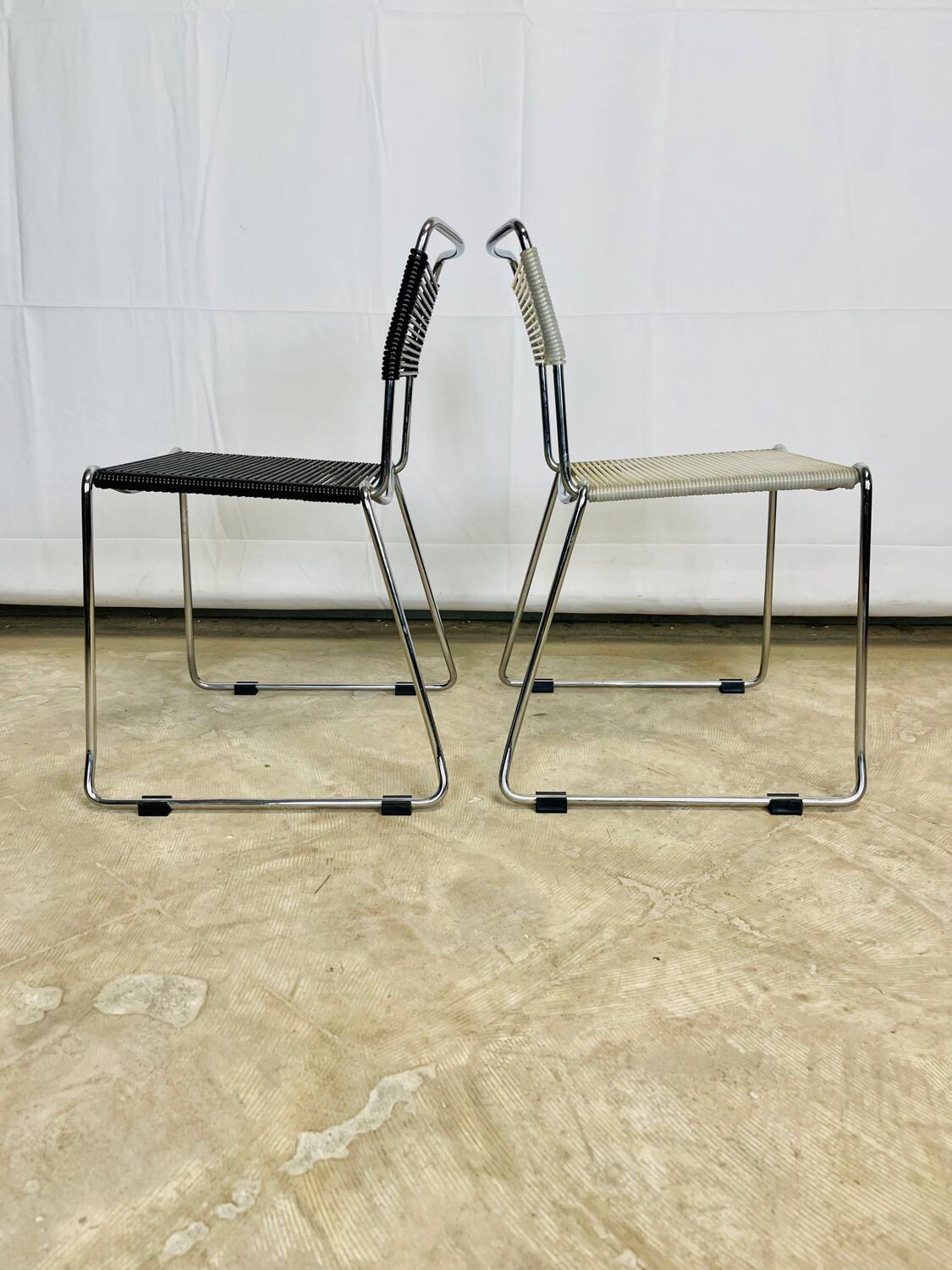 Pair of children's scoubidou chairs