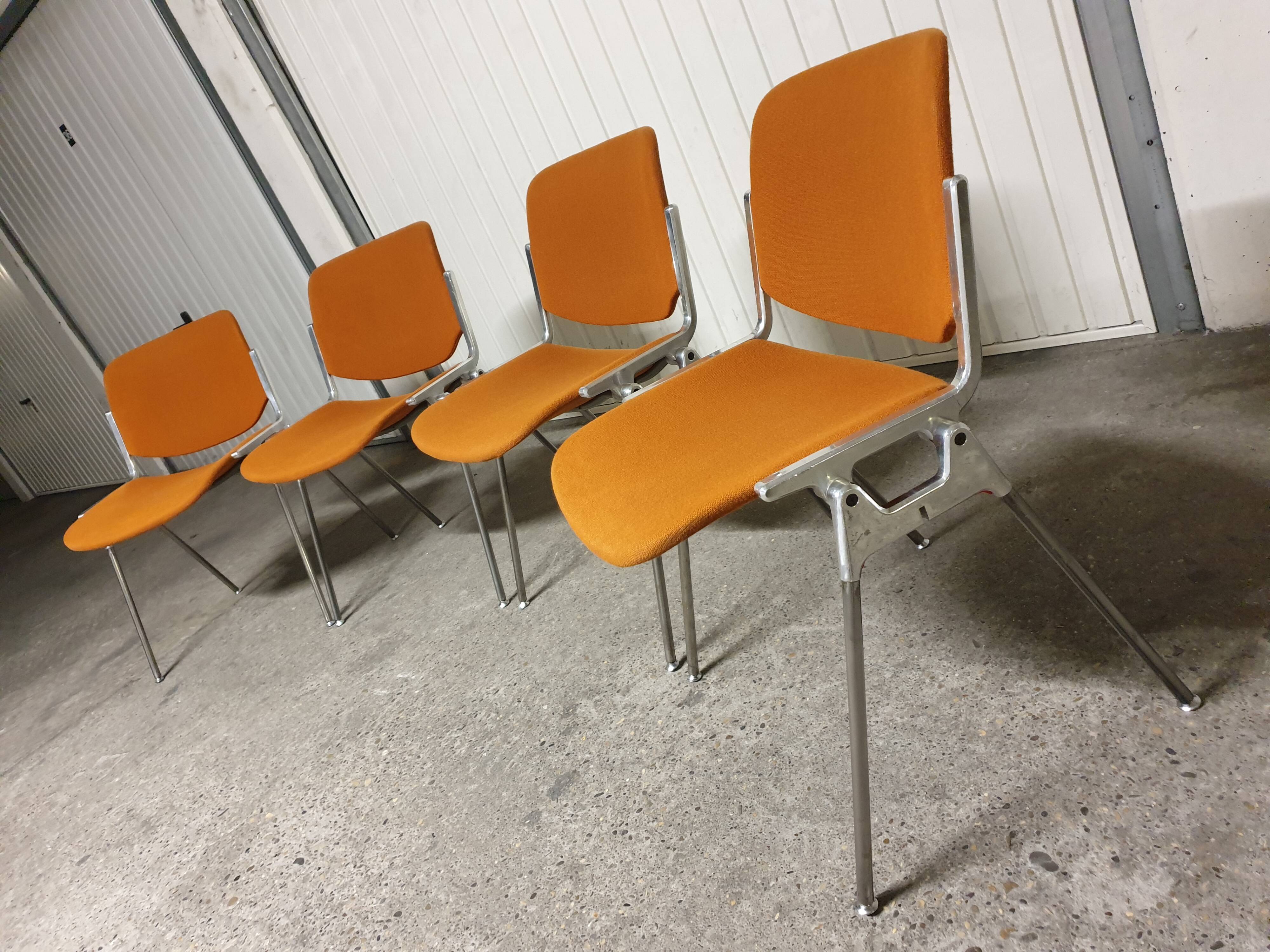 Set of 4 Piretti Castelli chairs 1970