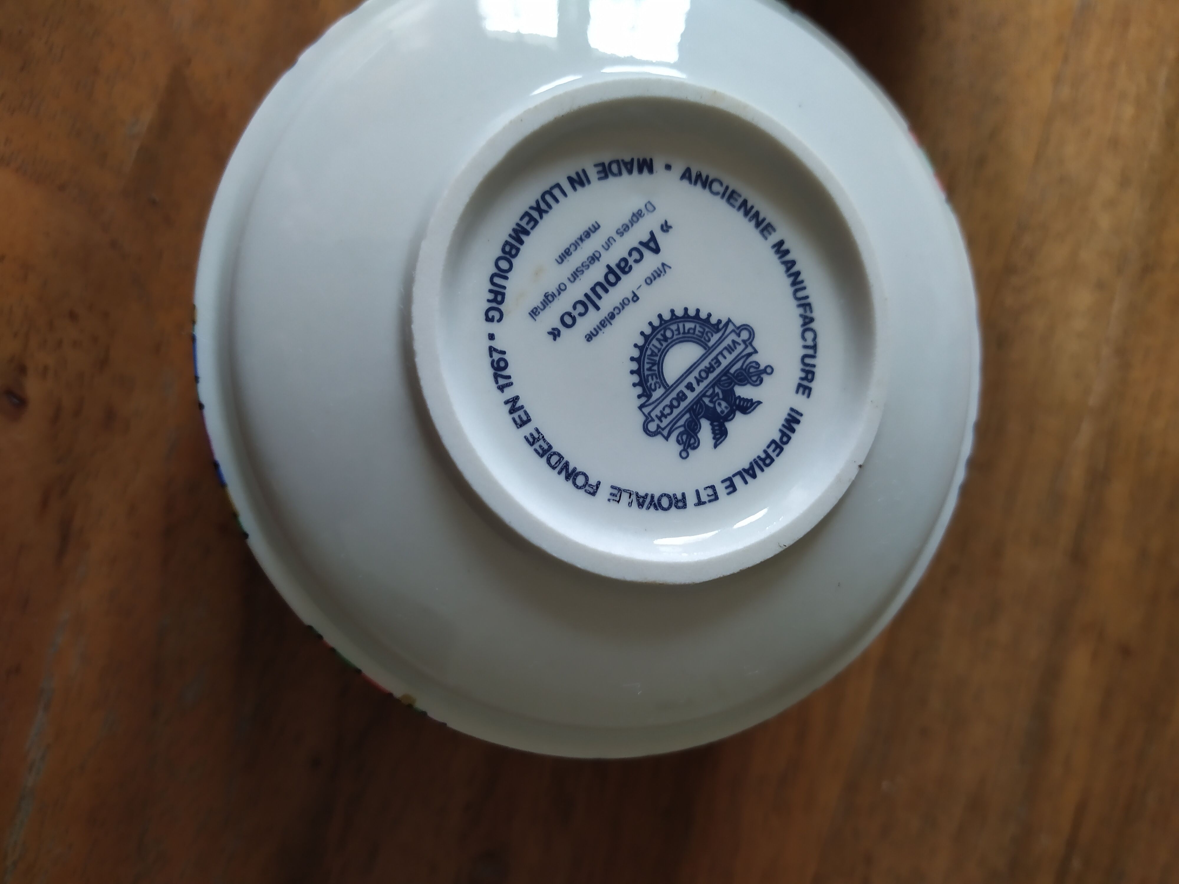 Milk jug, sugar bowl on Acapulco plate from Villeroy and Boch