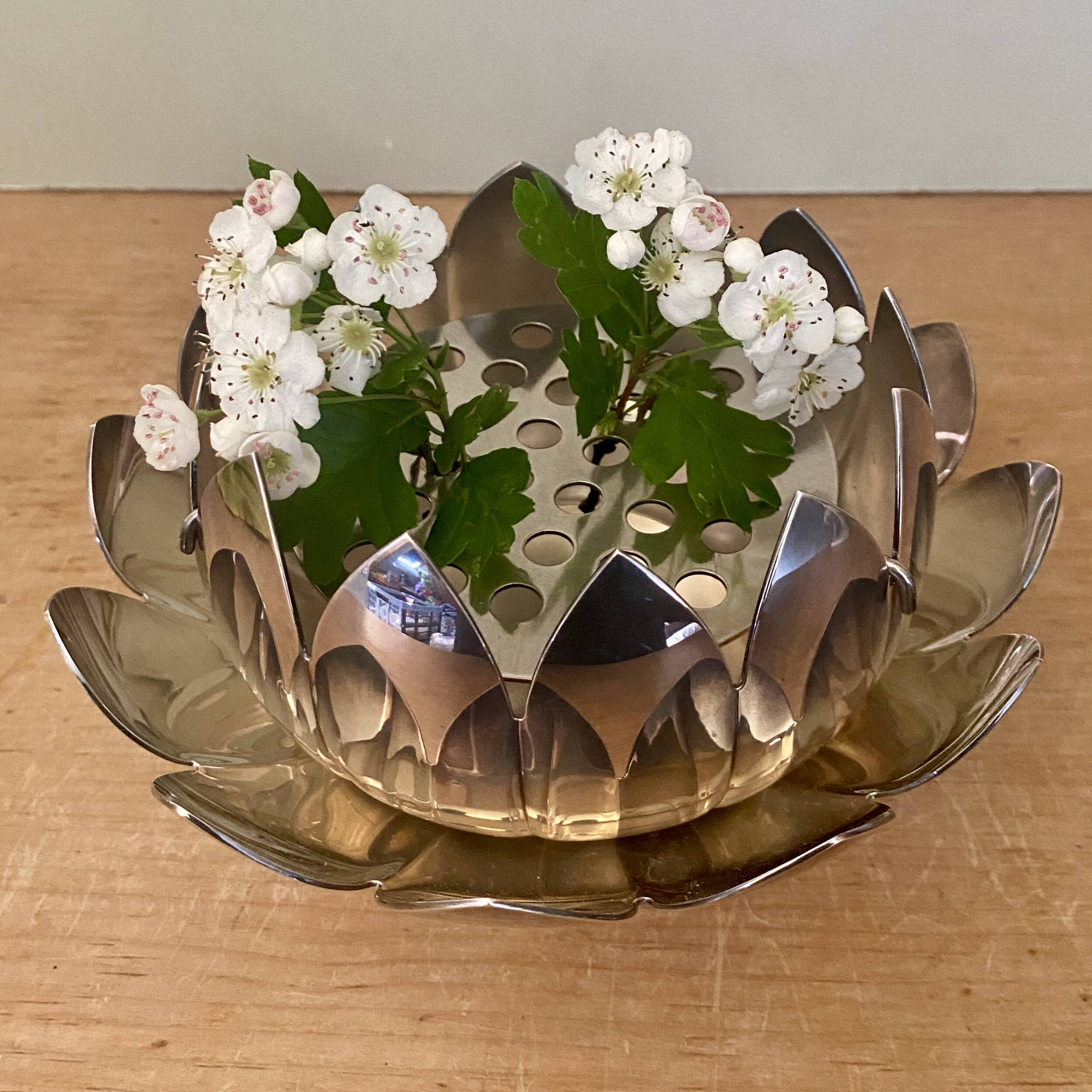 Pique fleur en métal argenté Reed & Barton