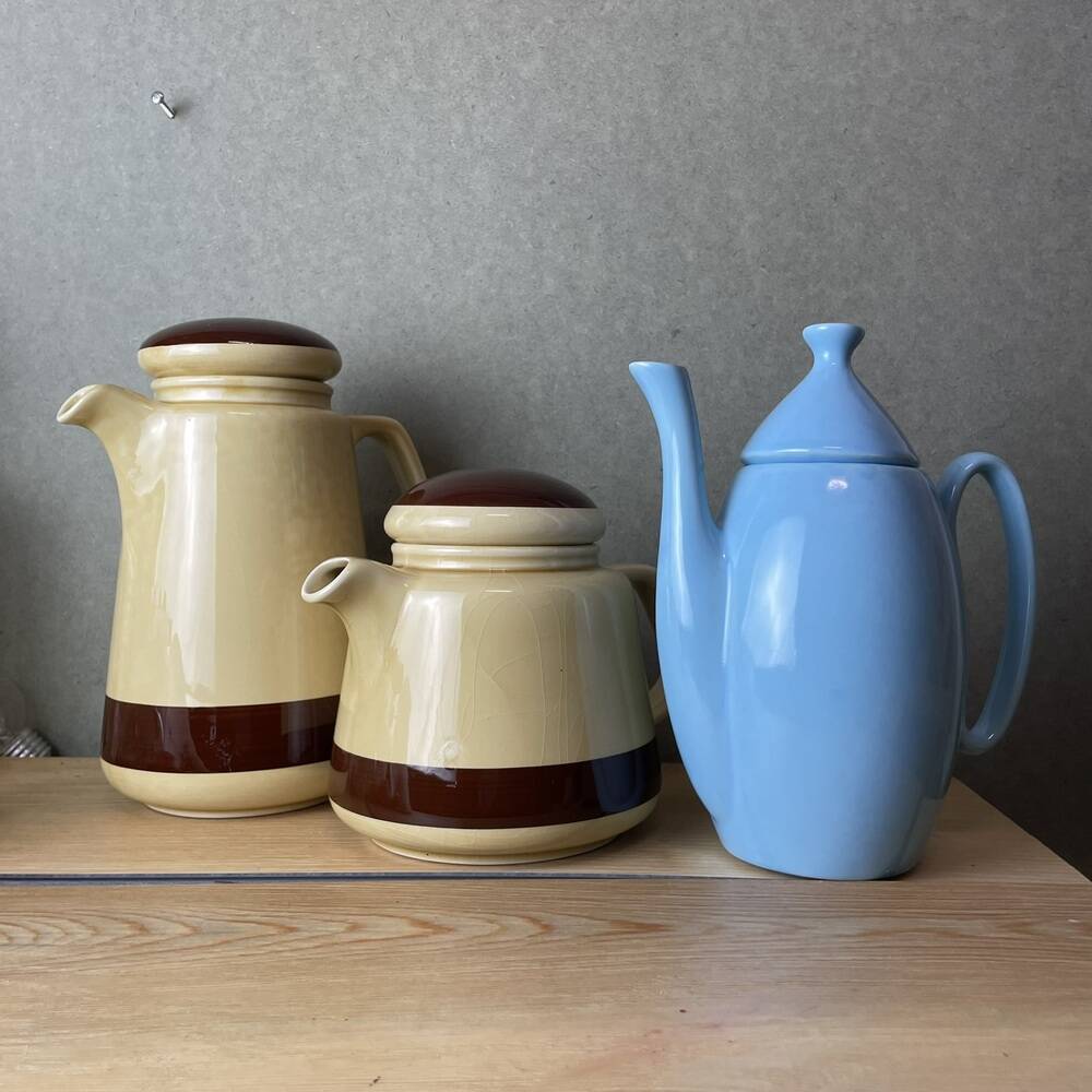 3 Portuguese Mic Century Modern coffee team pots