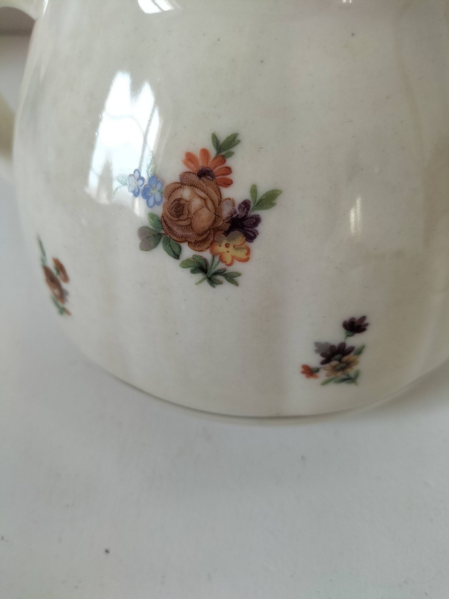 Sultana style teapot